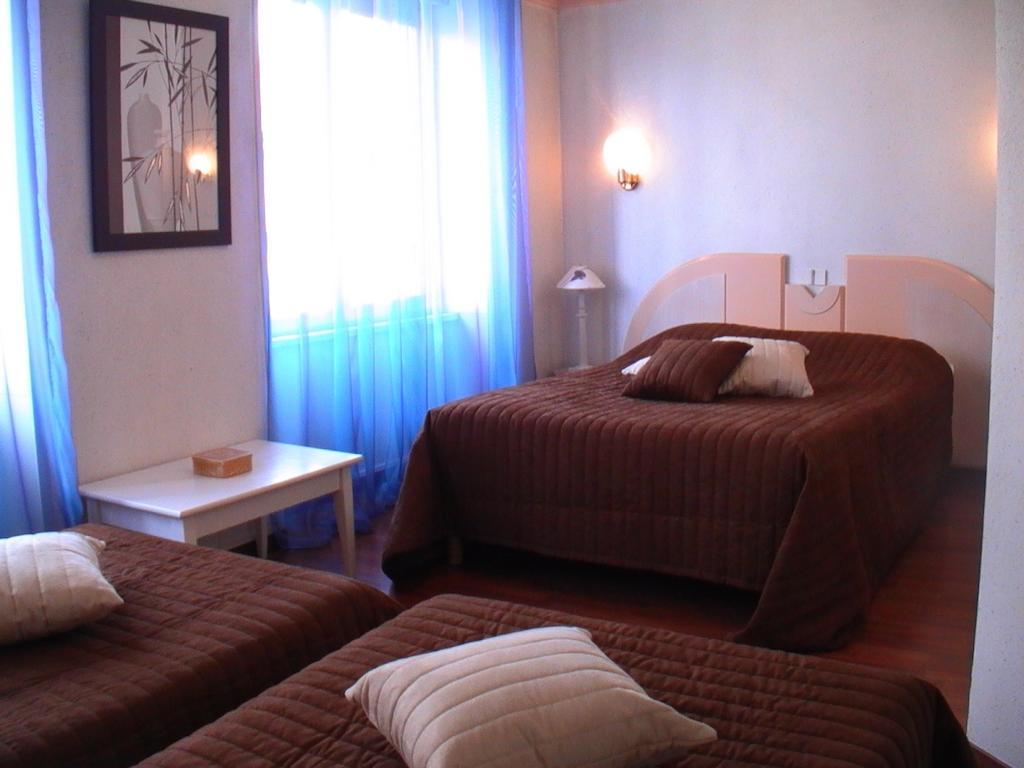 Le Ponceau Hotell Beaurepaire  Rom bilde